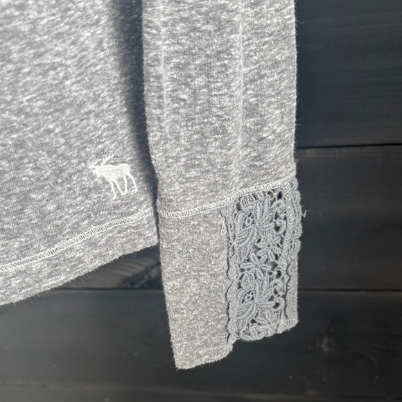 Y2K Abercrombie & Fitch Gray Crochet Henley Thermal Long Sleeve Vintage XS - Picture 3 of 5